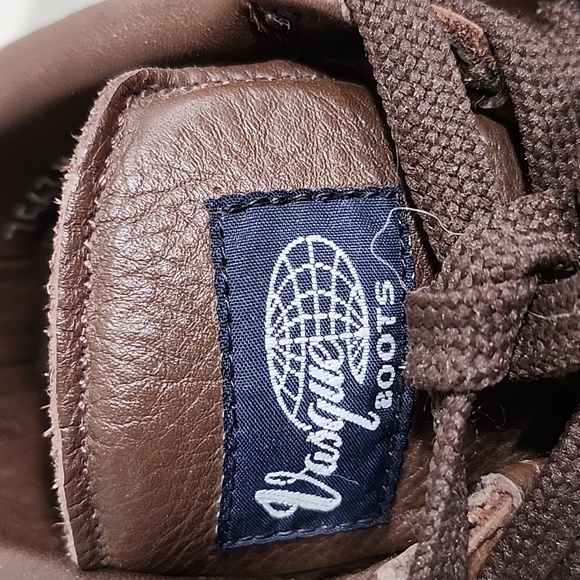 Vasque Hiking Boot - Picture 2 of 6